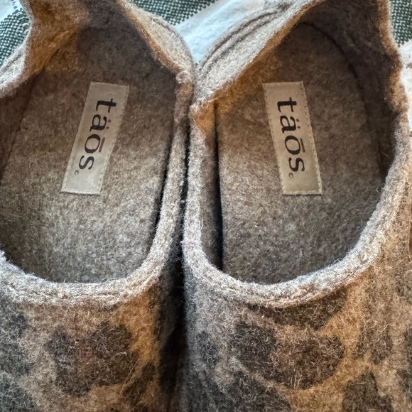 Taos Leopard Print Mules - Brown and Gray - Picture 4 of 6